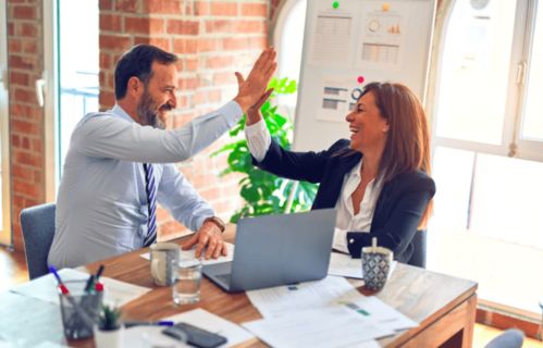 大美圣象 雙喜臨門(mén)，再獲“最佳雇主品牌”獎(jiǎng)，董事長(zhǎng)陳建軍榮獲年度最具社會(huì)責(zé)任企業(yè)家稱號(hào)